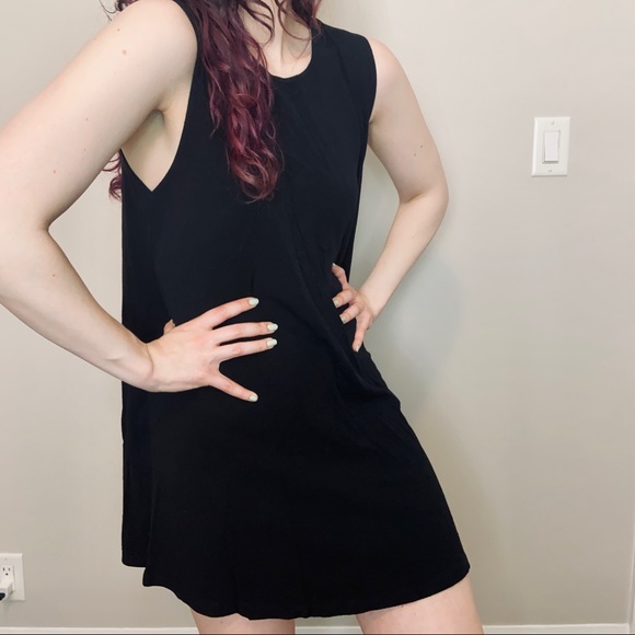 BRANDY MELVILLE loose black mini dress - Picture 5 of 6